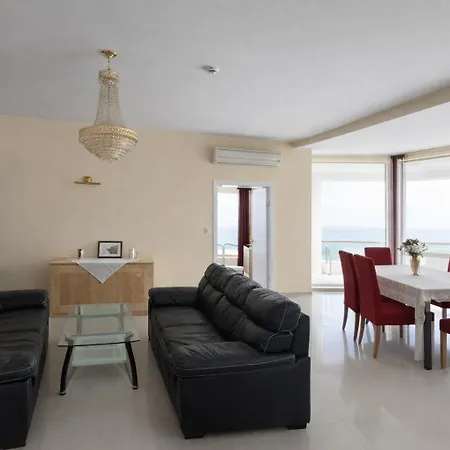 Amber בית הארחה וארנה