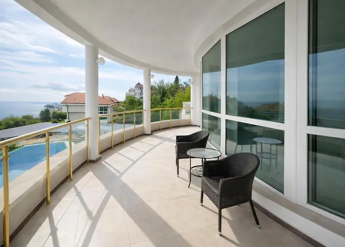 בית הארחה Amber וארנה