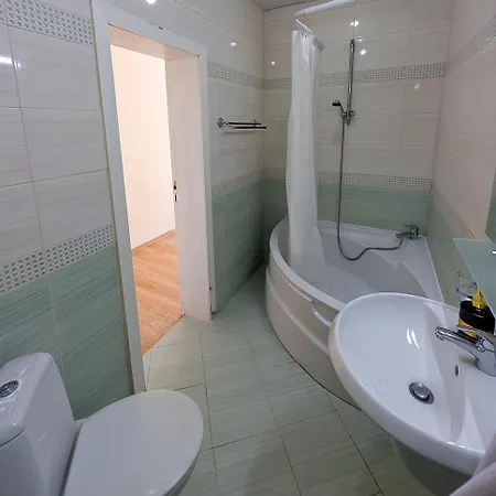 Amber Gæstehus 4*